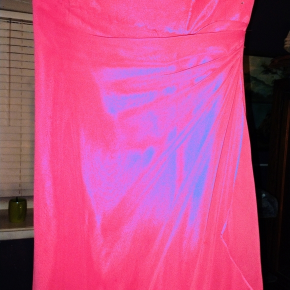 Women's Cache Formal Maxi Ball Gown/Prom Dress Sparkle Rouched Coral Size 2 - Picture 8 of 11